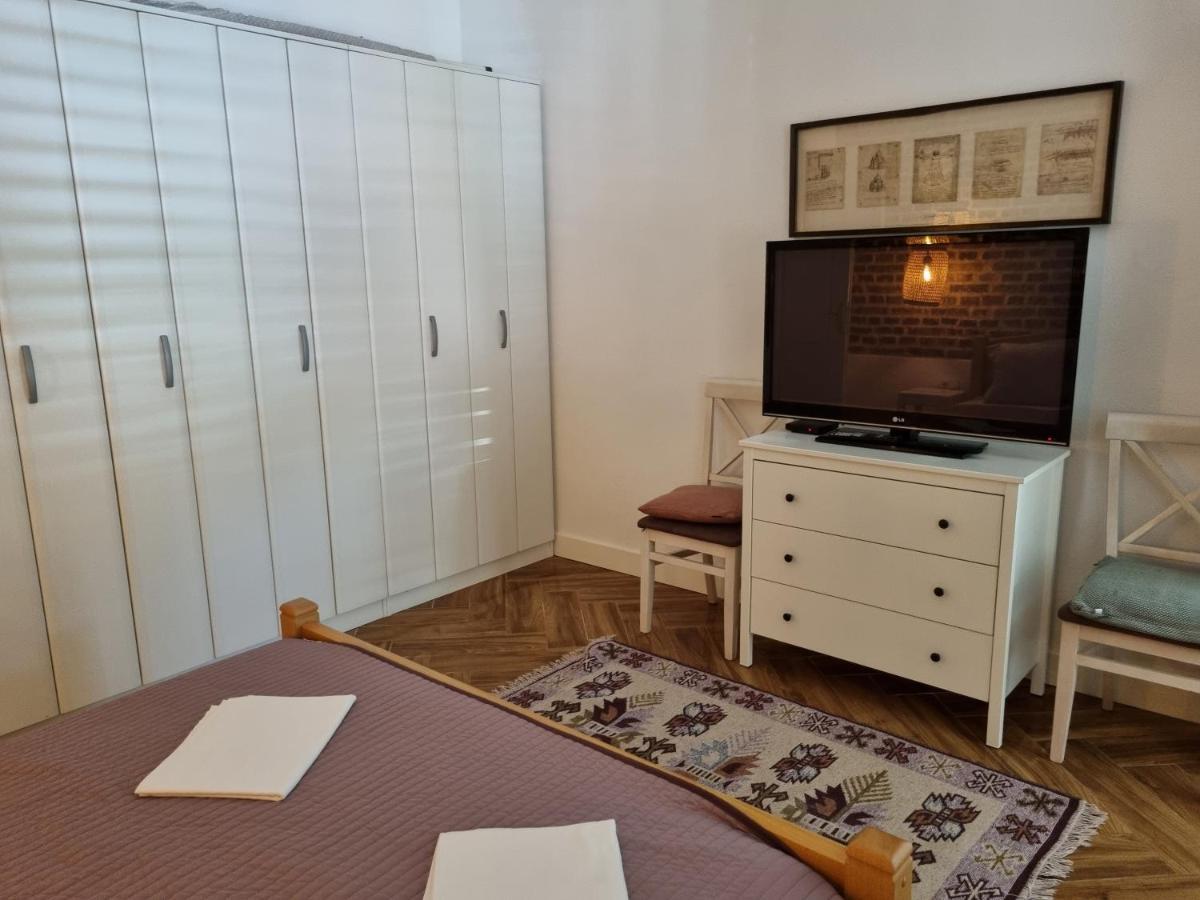 ホテル House Grabic ティヴァト エクステリア 写真